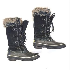WESTERN CHIEF* Yukon Lace Up Boots